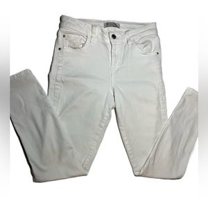 White Guess Straight Skinny Leg Jeans - Women’s Size 27 Los Angeles Tight Leg